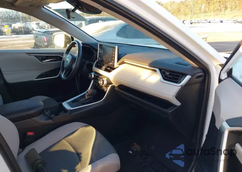 2021 Toyota Rav4 Xle from USA, damaged, VIN 2T3P1RFV0MC145867